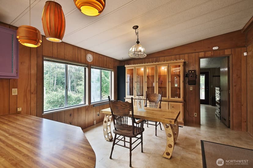 Property photo for 5214 Lakeside Drive, Langley photo 18