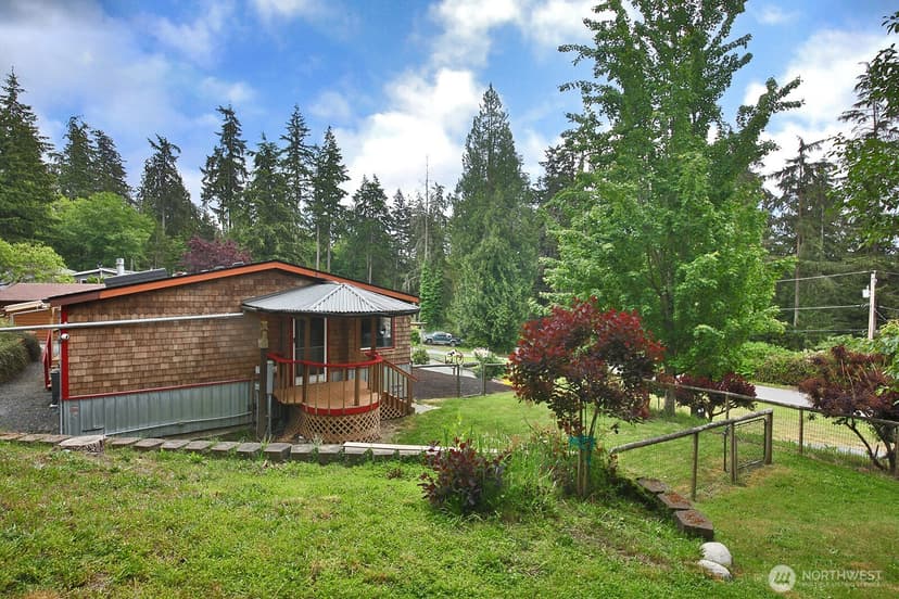 Property photo for 5214 Lakeside Drive, Langley photo 8