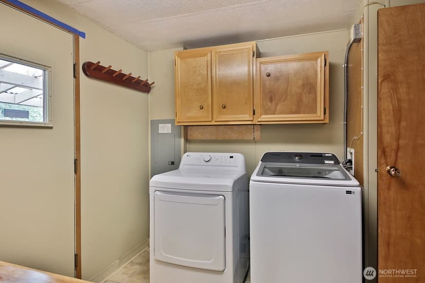 Property photo for 5214 Lakeside Drive, Langley photo 30