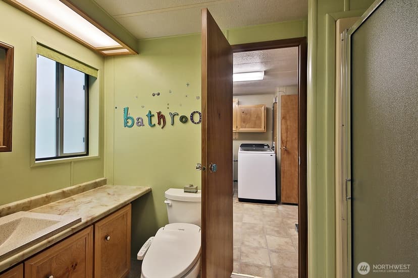 Property photo for 5214 Lakeside Drive, Langley photo 29
