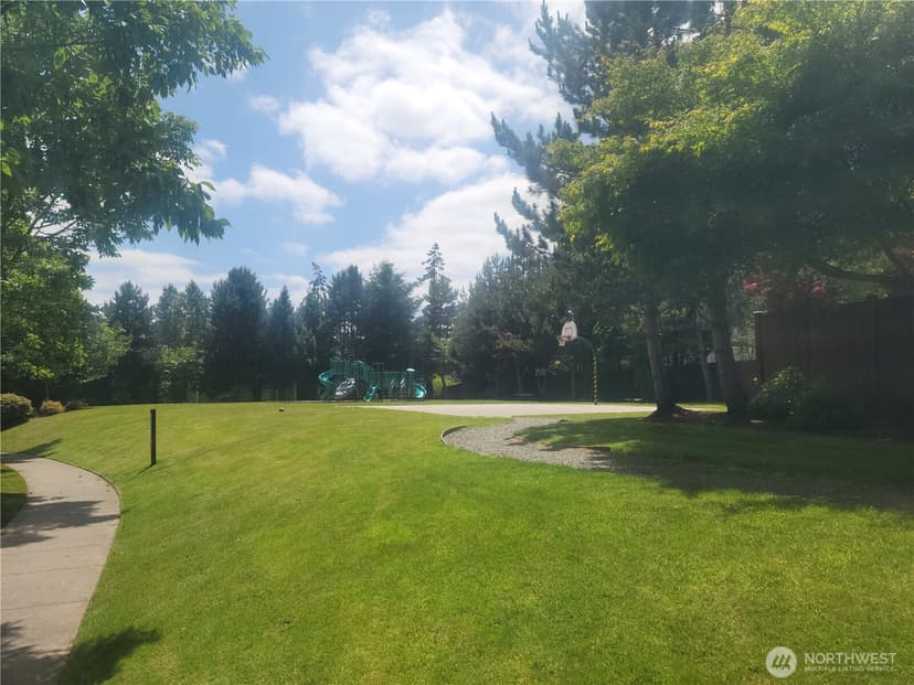 Property photo for 12716 12th Avenue SE, Everett photo 33