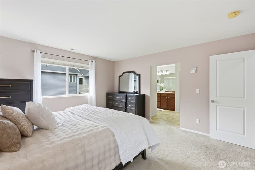 Property photo for 12716 12th Avenue SE, Everett photo 20
