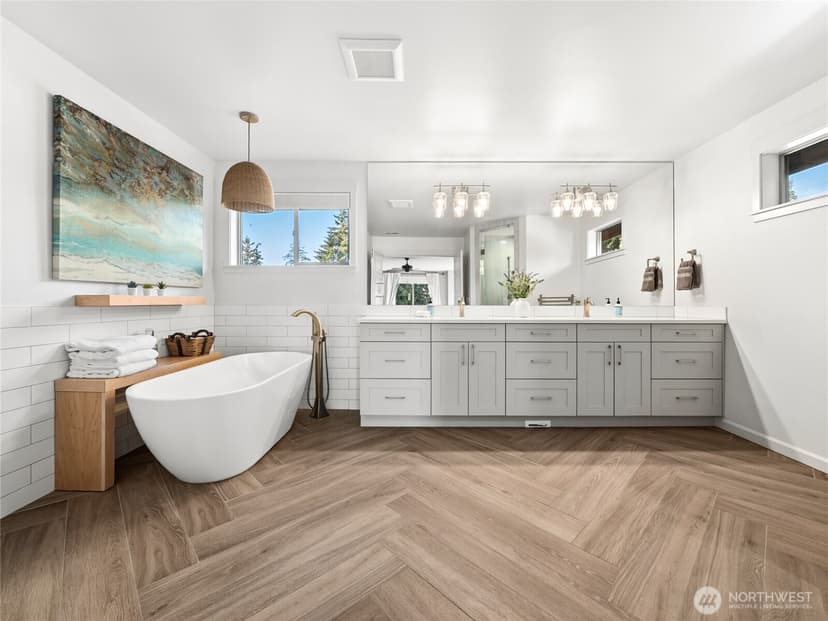 Property photo for 2015 186th Avenue E, Lake Tapps photo 19