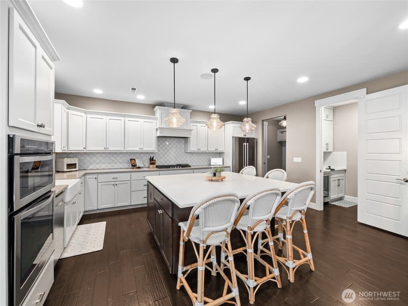 Property photo for 2015 186th Avenue E, Lake Tapps photo 12