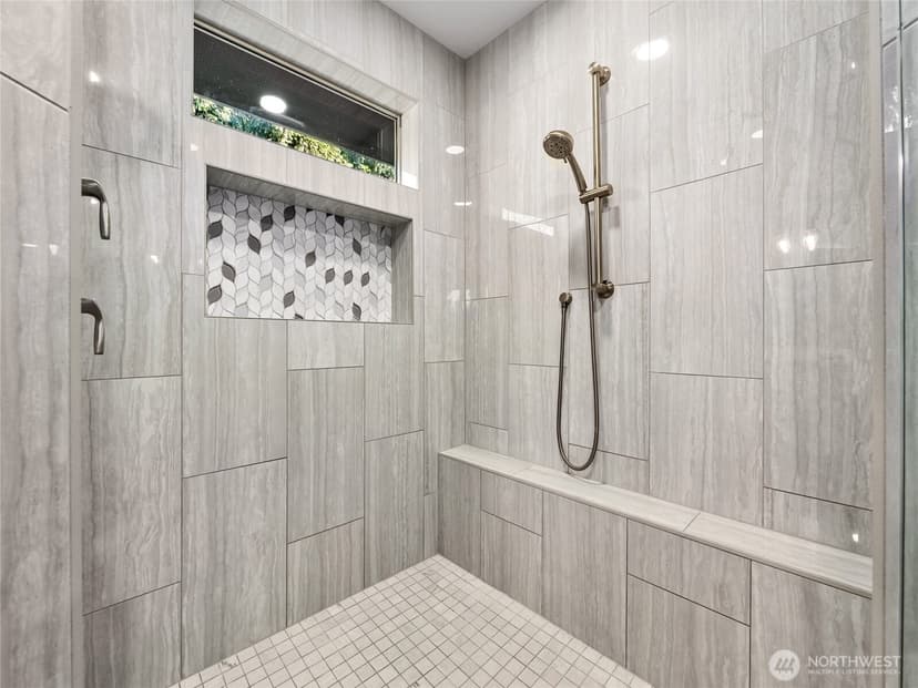 Property photo for 2015 186th Avenue E, Lake Tapps photo 20