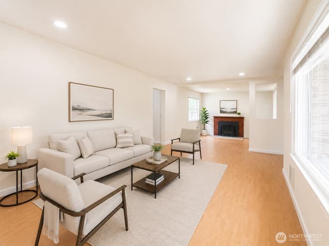 Property photo for 13404 Military Road S, Tukwila photo 4