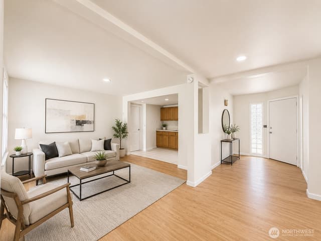 Property photo for 13404 Military Road S, Tukwila photo 5