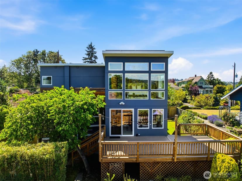 Property photo for 4730 48th Avenue S, Seattle photo 2