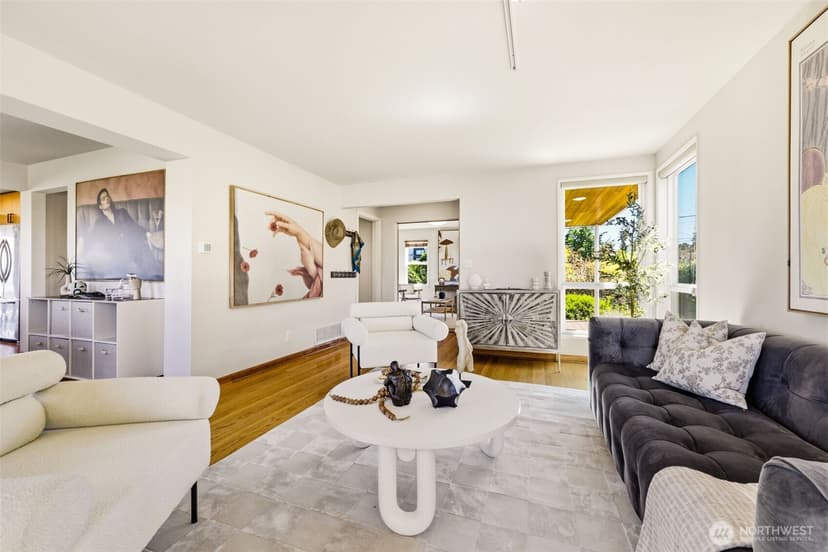 Property photo for 4730 48th Avenue S, Seattle photo 6