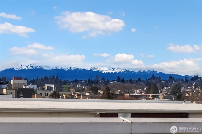 Property photo for 1545 NW 57th St #611, Seattle photo 30