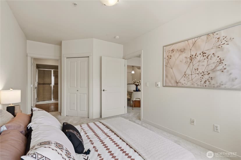 Property photo for 1545 NW 57th St #611, Seattle photo 11