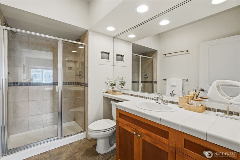 Property photo for 1545 NW 57th St #611, Seattle photo 12
