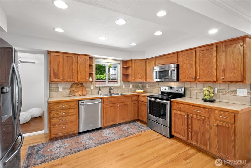 Property photo for 1101 COLE AVENUE, Snohomish photo 9