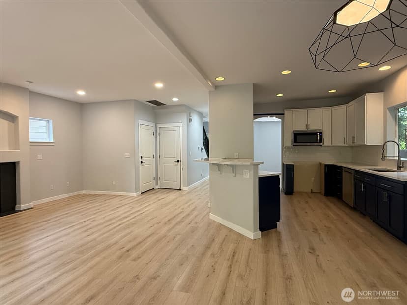 Property photo for 1400 Weaver Way, Snohomish photo 6