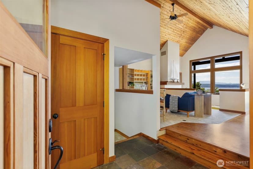 Property photo for 30050 Scenic Drive NE, Poulsbo photo 7