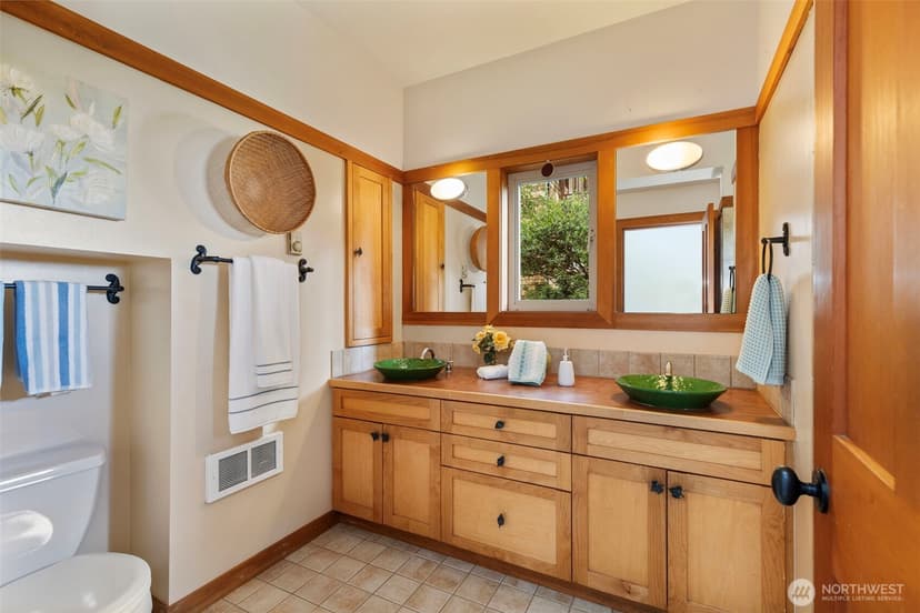 Property photo for 30050 Scenic Drive NE, Poulsbo photo 23