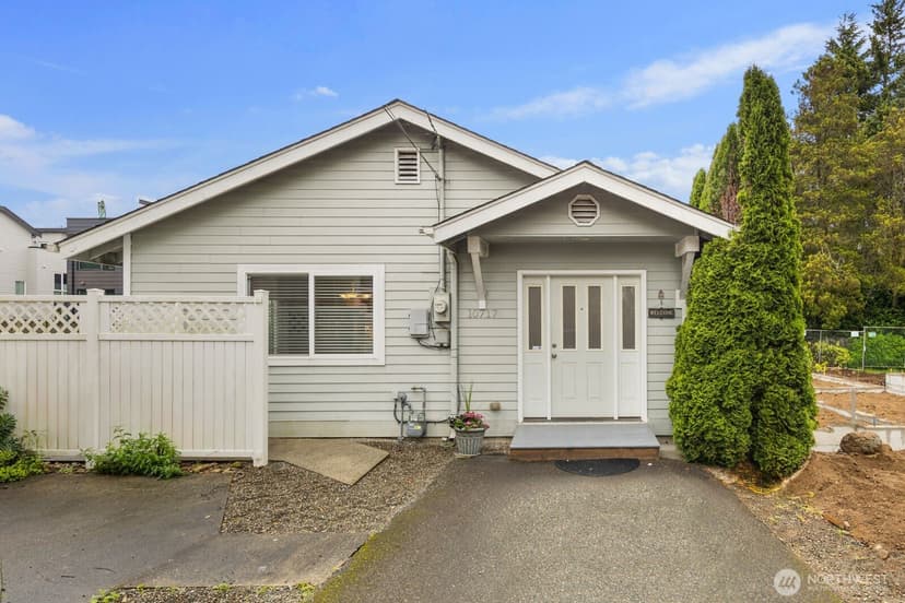 Property photo for 10717 Phinney Avenue N, Seattle photo 30
