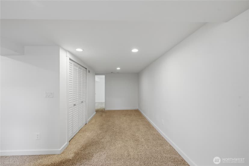 Property photo for 11546 85th Avenue S, Seattle photo 34