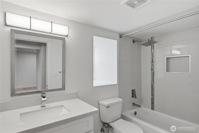 Property photo for 11546 85th Avenue S, Seattle photo 36