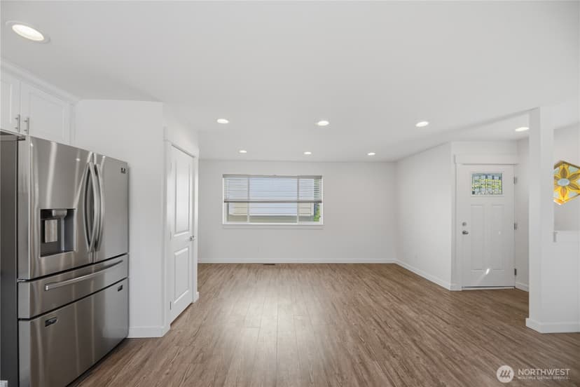 Property photo for 11546 85th Avenue S, Seattle photo 9