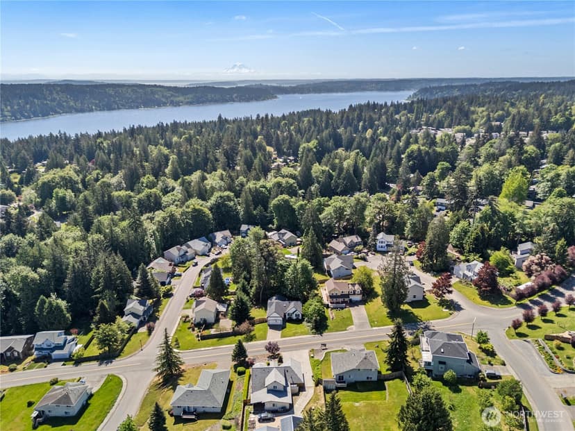 Property photo for 7224 Sunset Avenue NE, Bremerton photo 34