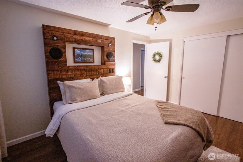 Property photo for 10201 SW 120th Street, Lakewood photo 9