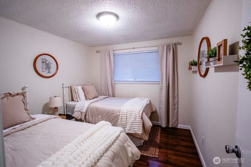 Property photo for 10201 SW 120th Street, Lakewood photo 12