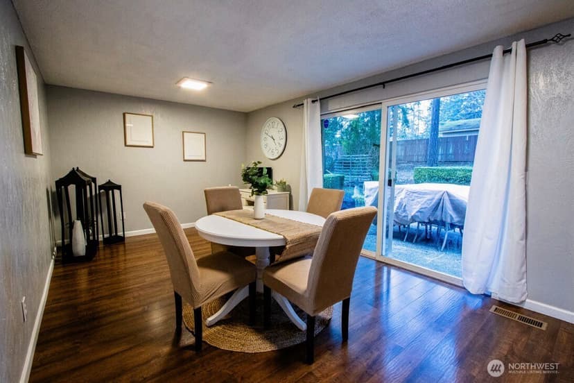 Property photo for 10201 SW 120th Street, Lakewood photo 7