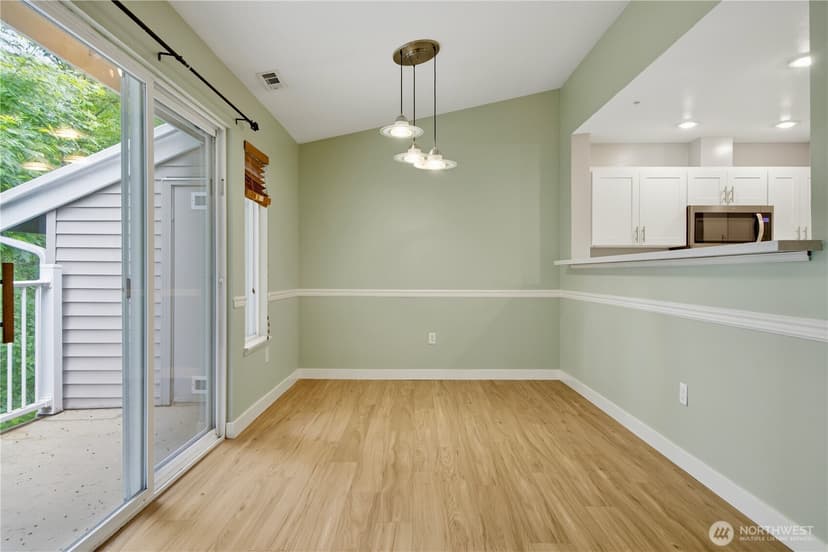 Property photo for 25235 SE Klahanie blvd #C303, Sammamish photo 16