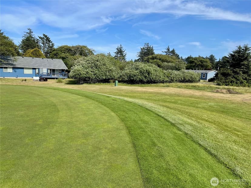 Property photo for 301 Octopus Avenue NE, Ocean Shores photo 13