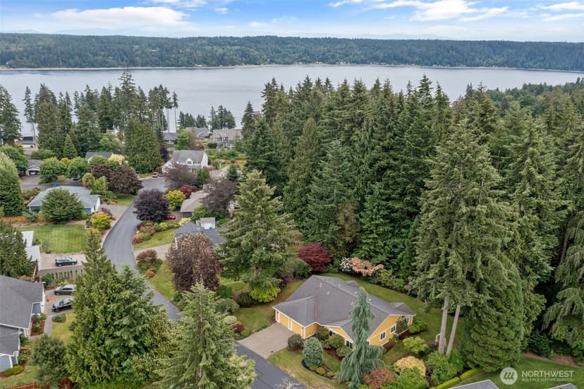 Property photo for 1114 138th Street NW, Gig Harbor photo 2