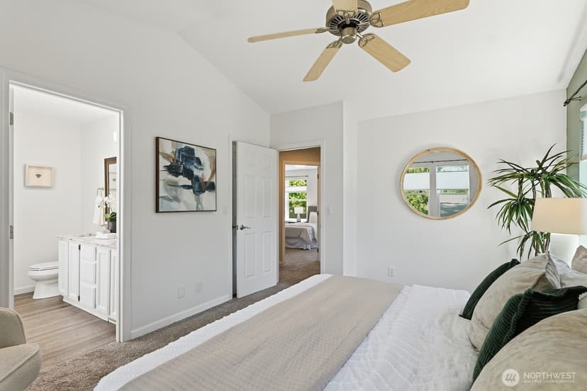 Property photo for 8128 NE 161st Place, Kenmore photo 16