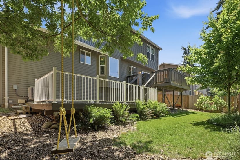 Property photo for 8128 NE 161st Place, Kenmore photo 27