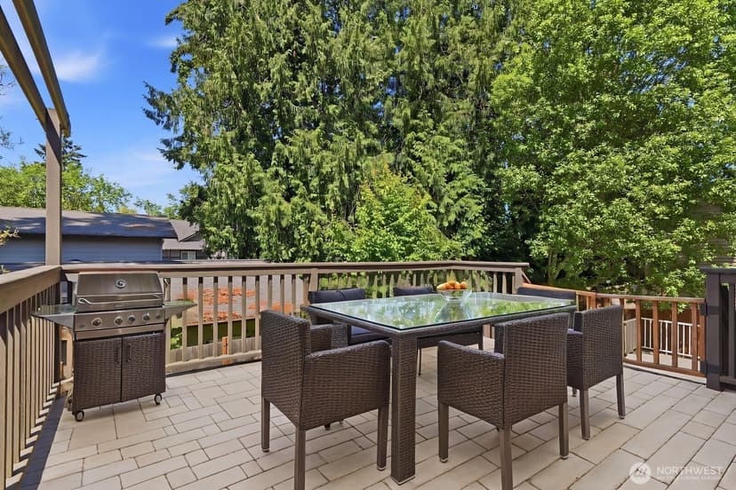 Property photo for 8128 NE 161st Place, Kenmore photo 22