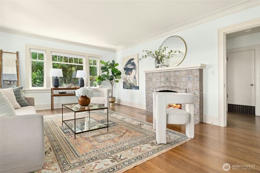 Property photo for 707 Lake Washington Boulevard S, Seattle photo 6