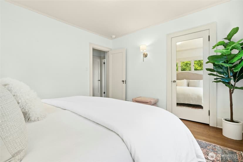 Property photo for 707 Lake Washington Boulevard S, Seattle photo 17
