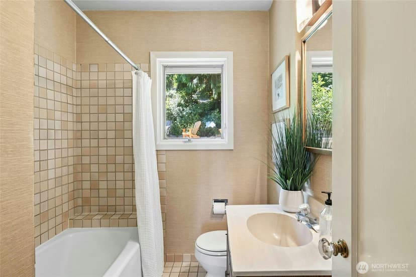 Property photo for 707 Lake Washington Boulevard S, Seattle photo 19