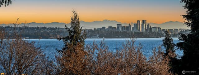 Property photo for 707 Lake Washington Boulevard S, Seattle photo 2