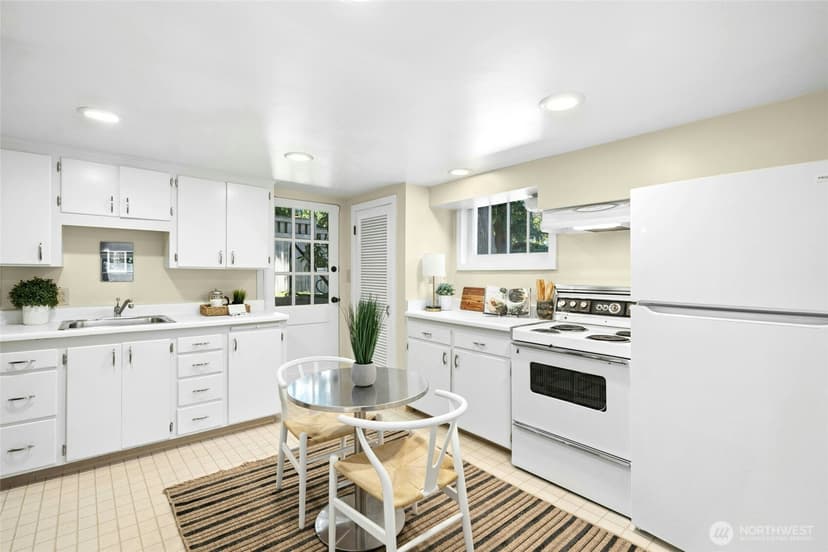 Property photo for 707 Lake Washington Boulevard S, Seattle photo 25