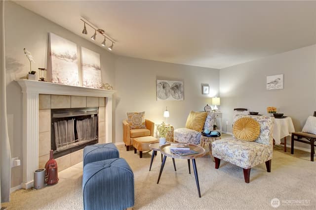 Property photo for 1126 N 198th Street #B-302, Shoreline photo 3