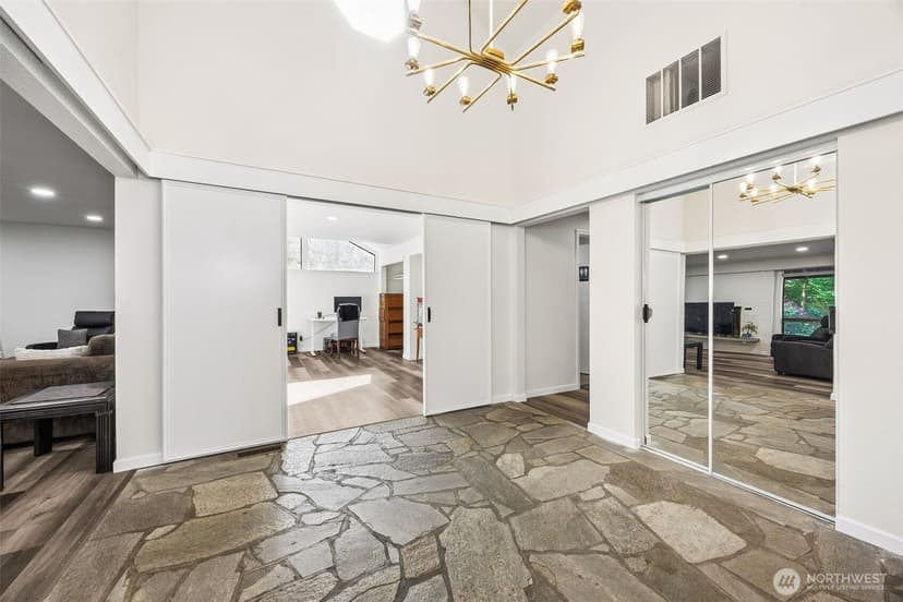 Property photo for 6425 Nyanza Park Drive SW, Lakewood photo 4
