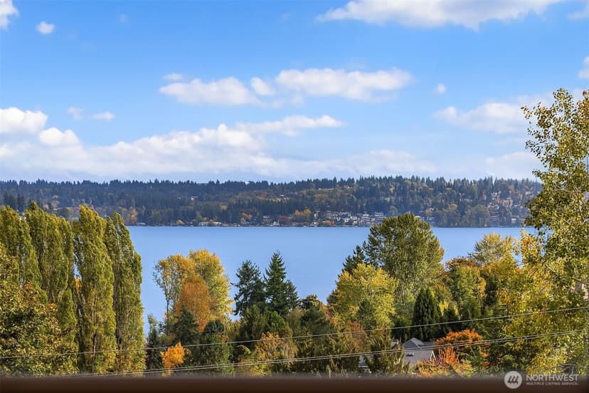 Property photo for 4411 NE 90th Street, Seattle
