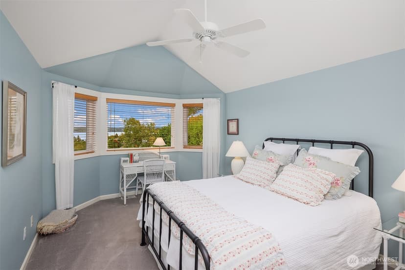 Property photo for 4411 NE 90th Street, Seattle photo 14