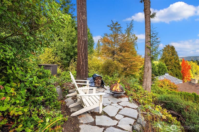 Property photo for 4411 NE 90th Street, Seattle photo 3