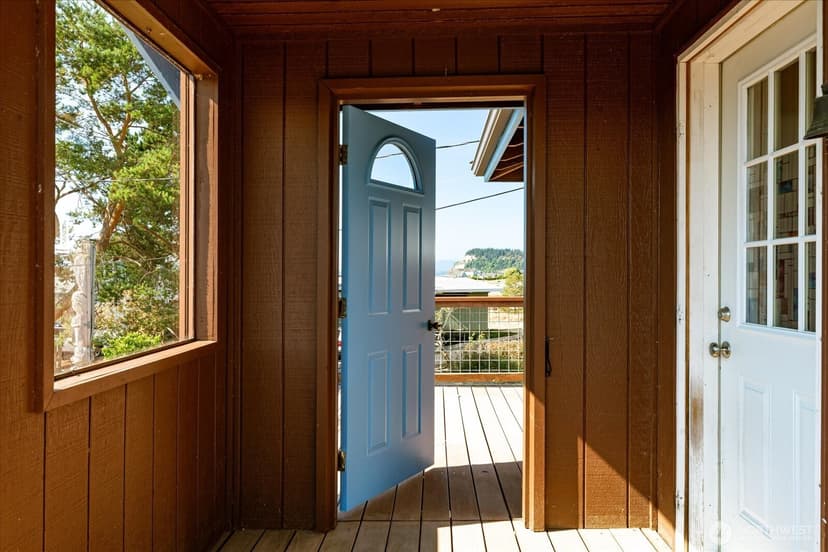 Property photo for 2385 Sunlight Beach Road, Clinton photo 6