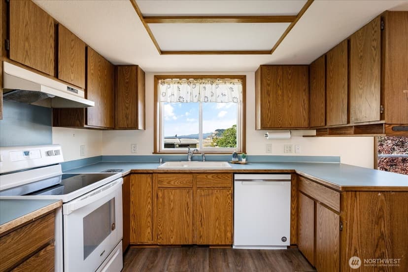 Property photo for 2385 Sunlight Beach Road, Clinton photo 15