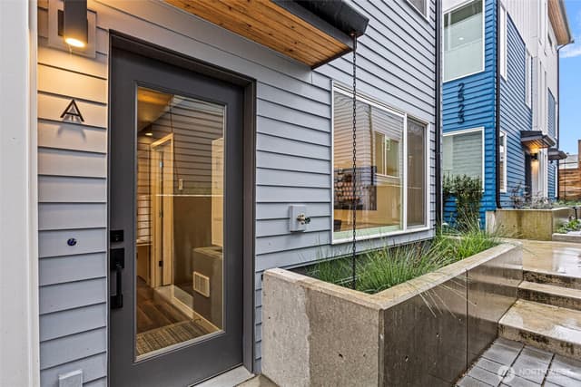 Property photo for 2529 29th Avenue S #C, Seattle
