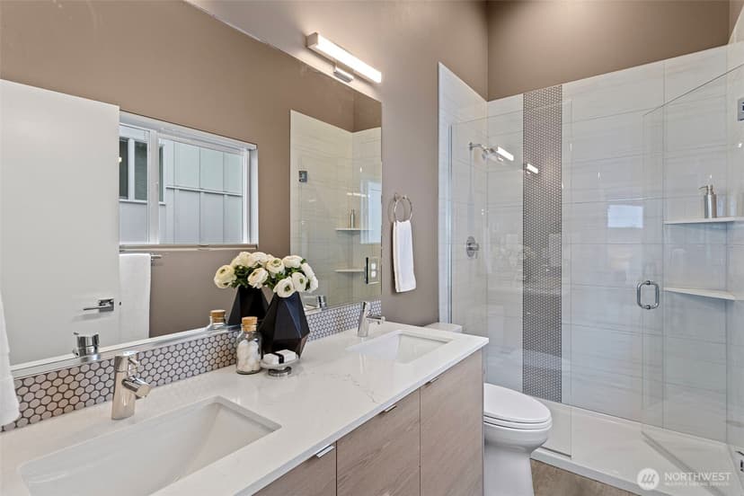 Property photo for 2529 29th Avenue S #C, Seattle photo 22