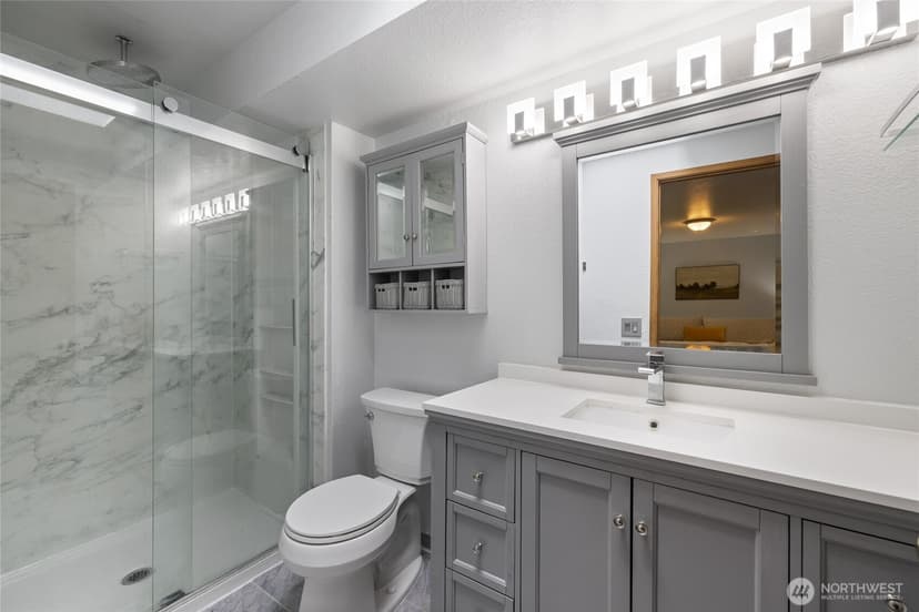 Property photo for 8418 101st Street Ct SW, Lakewood photo 19