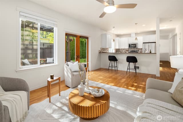 Property photo for 5944 26th Avenue SW, Seattle photo 3